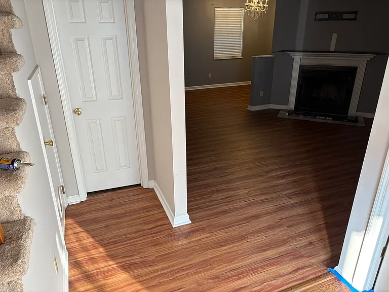 2010 Silverbrook Dr — Photo 16