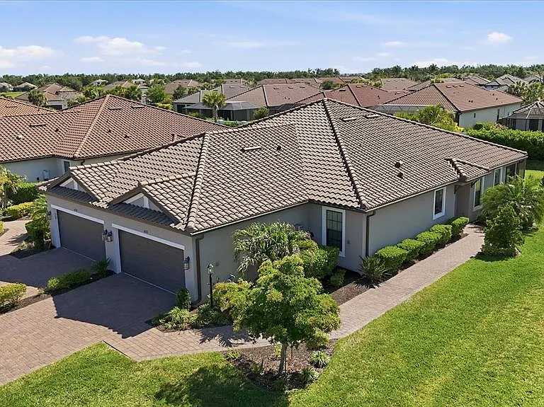 4733 Tortona Ct — Photo 1