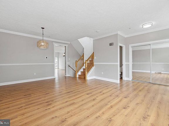 2nd image of 5110 McLauren Ln