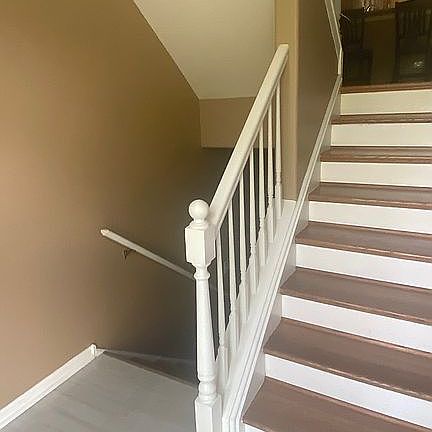 Front Entry Way
