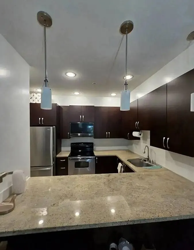 2 bed, 760 sqft, $2,000 — Photo 1