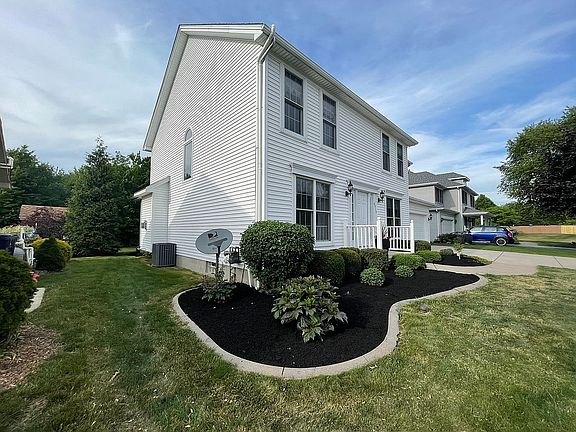 3rd image of 6515 White Oak Way