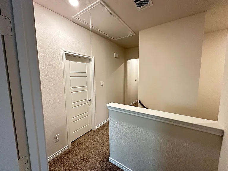809 Lone Rock Dr — Photo 6