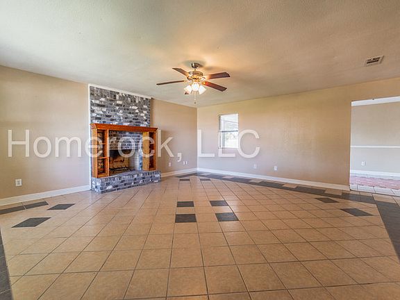 2nd image of 309 Cody Ln