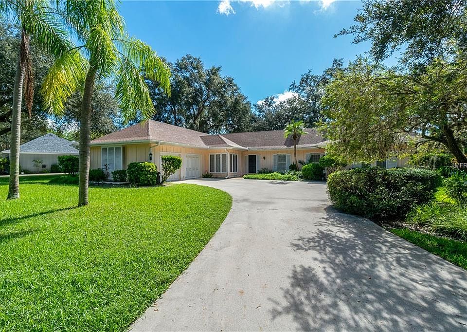 1st image of 19 Golf View Dr