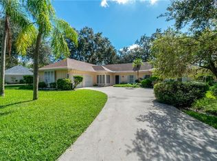 19 Golf View Dr, Englewood, FL 34223