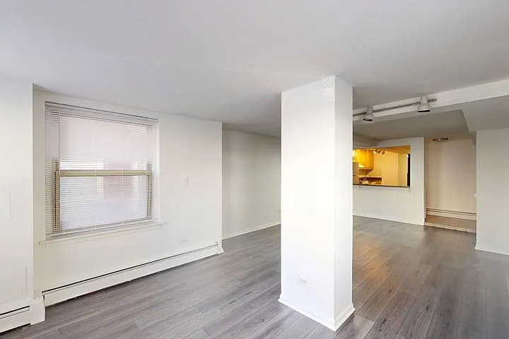 Harper Court — Photo 20