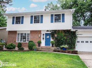 44 Woodshire Dr, Ottumwa, IA 52501