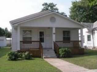 304 W Helen Ave, Christopher, IL 62822