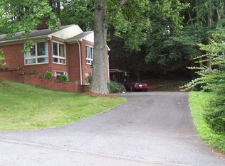 80 Willow Road, waynesville, NC 28786