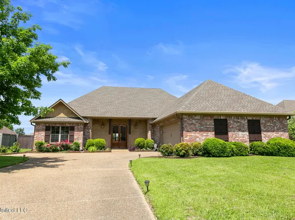 1904 Ridge Cir, Madison, MS 39110