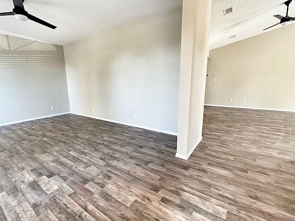 3rd image of 1000 Manzano Ave SE