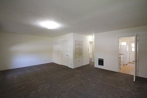 2nd image of 1756 N Lake Ave