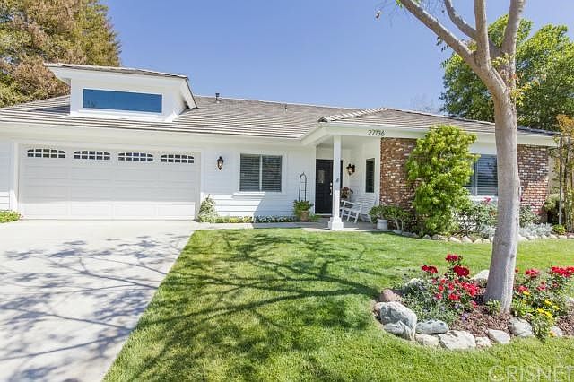 1st image of 27136 Highlands Ln