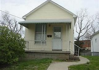 1st image of 4746 Woodlawn Ave