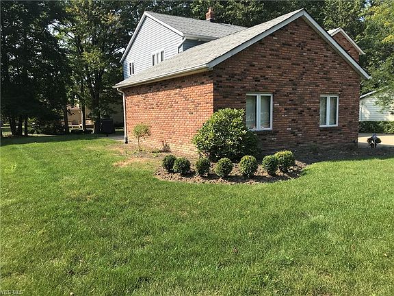 5th image of 446 Locklie Dr