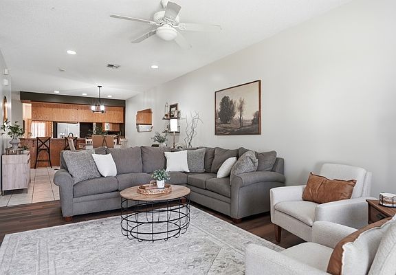 2nd image of 236 Woodland Cir
