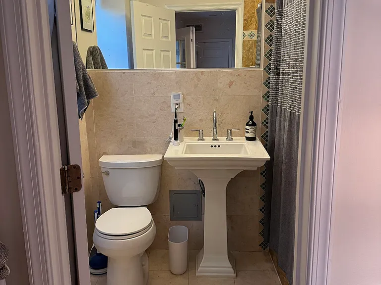 1901 Columbia Rd NW #203 — Photo 14
