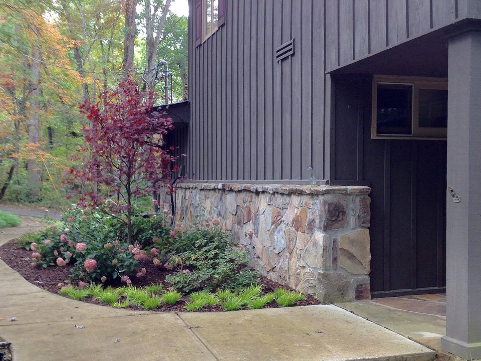 2nd image of 6251 Forest Trl