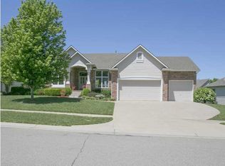 13322 E Crestwood St, Wichita, KS 67230