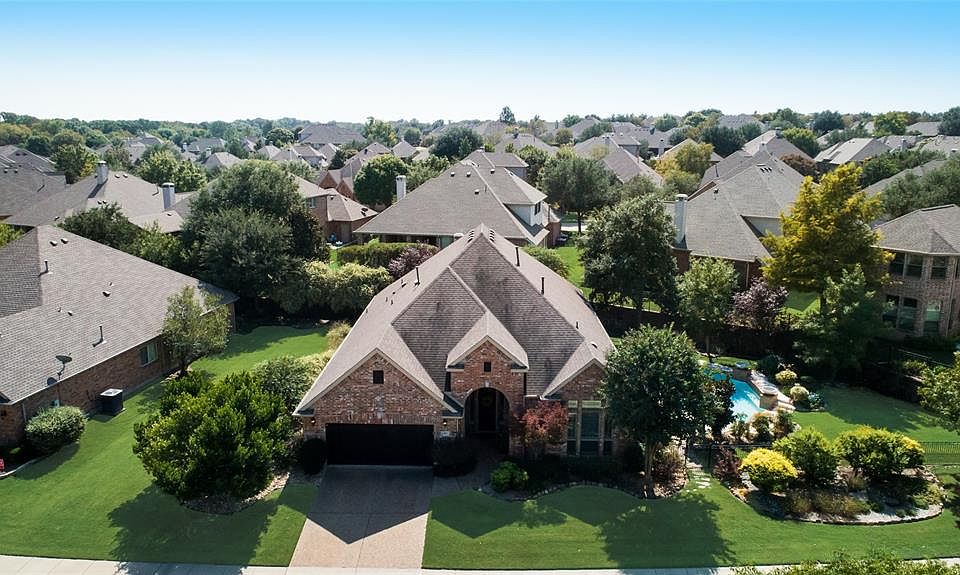 1st image of 907 Shoal Creek Dr