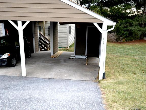 3rd image of 10219 White Pelican Way Unit 105-D