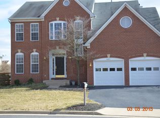 46817 Backwater Dr, Sterling, VA 20164