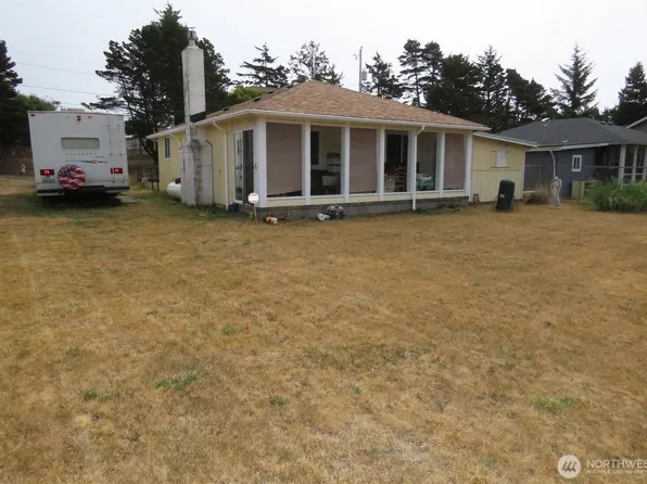 1817 S Hoquiam Lane, Westport, WA 98595