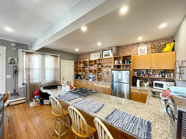 18 Sunset St #5, Roxbury Crossing, MA 02120