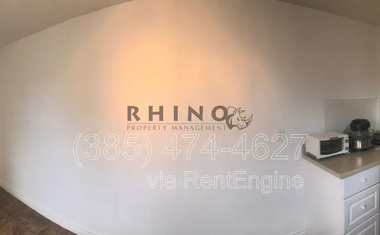 2885 Van Buren Ave #3 — Photo 6