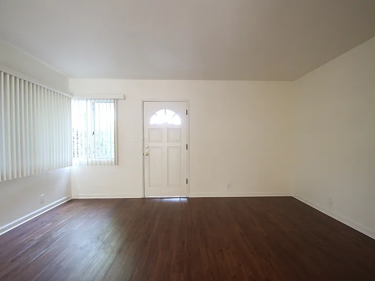725foo — Photo 12