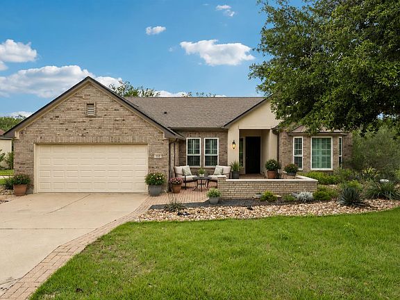 2nd image of 109 Crystal Springs Dr