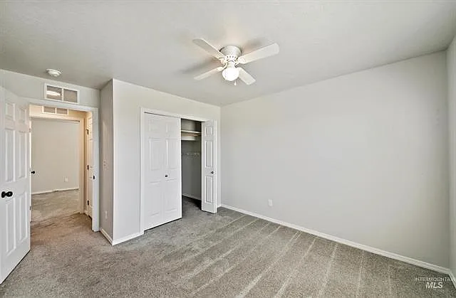 4456 W Silver Riv — Photo 22