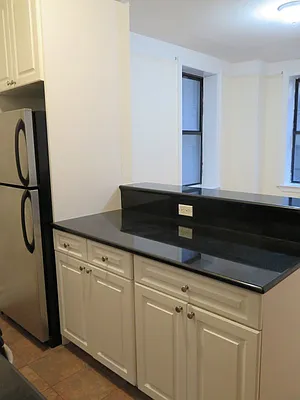 Rented by Bohemia Realty Group | media 10