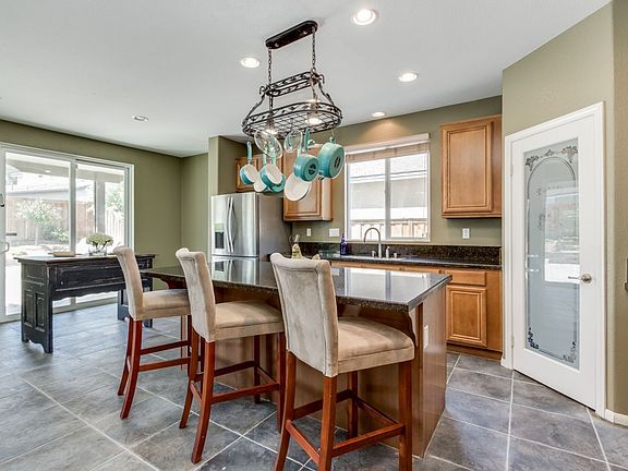 5th image of 29925 Cottonwood Cove Dr