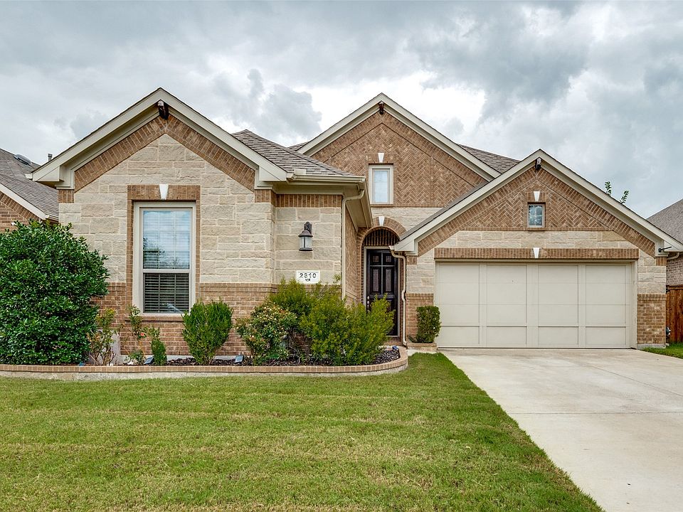 1st image of 2810 Green Circle Dr