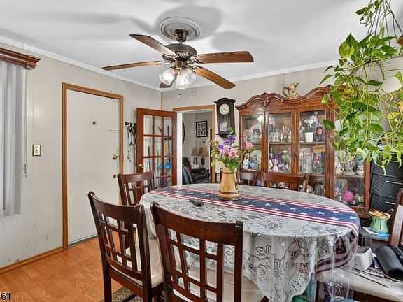 4th image of 79 E Jersey St