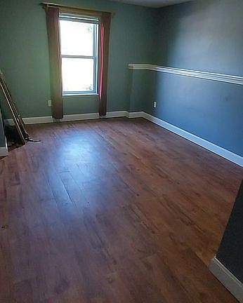 3rd image of 37707 E 315th St