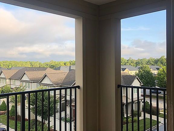 3rd image of 700 Finsbury St APT 401