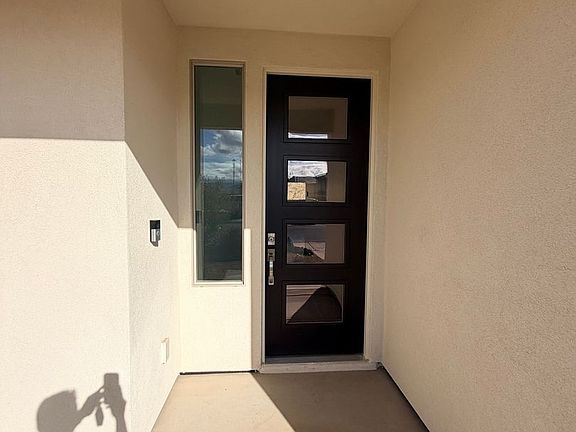 4th image of 1463 E White Desert Dr