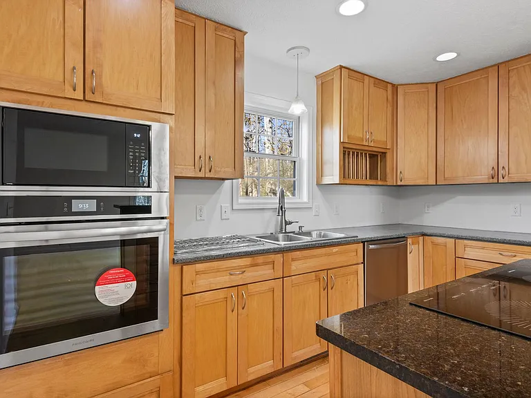 5816 S Bay Shore Dr — Photo 9