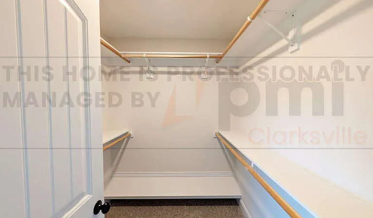 576 Dexter Dr — Photo 31