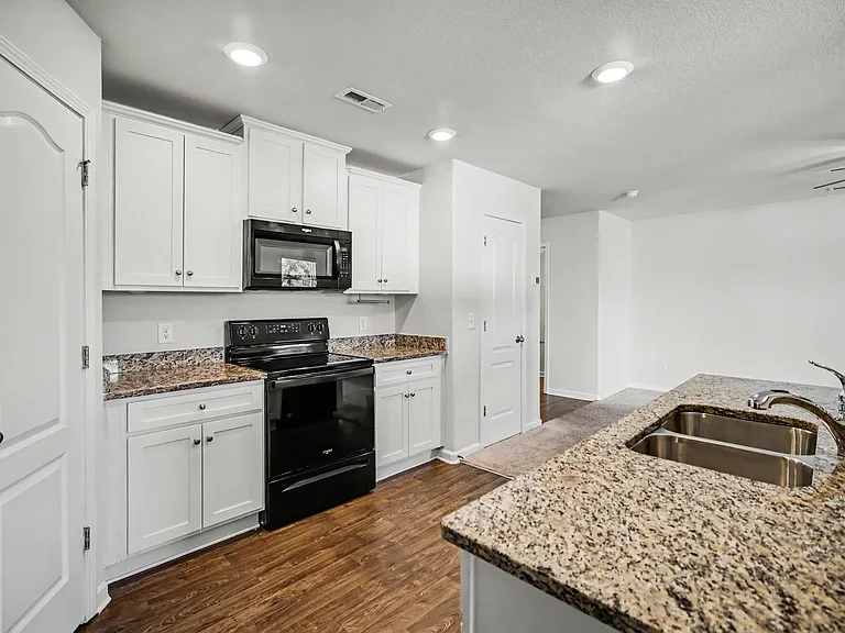 3306 Ellingford Rd — Photo 10