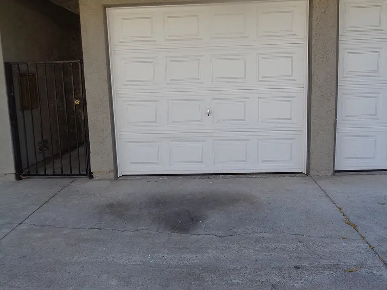 607 E Utica Ave — Photo 14