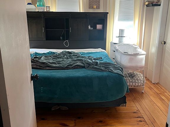 4th image of 165 Massasoit Rd #1