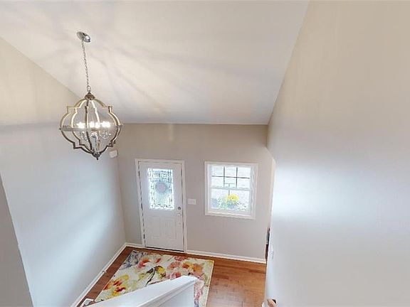 2nd image of 24 Samantha Ct