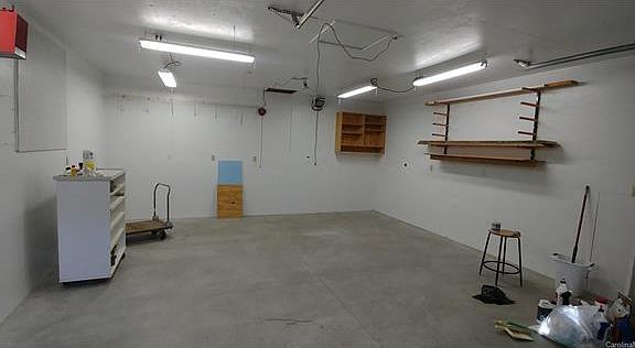 4th image of 223 Ferstl Ave