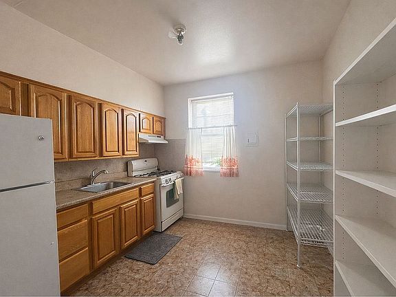 5th image of 1262 Bay Ridge Ave
