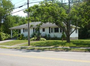 433 Prospect St, Leominster, MA 01453