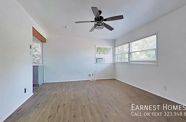 15544 Romar St — Photo 6